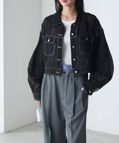forksy.(フォルクシー)の「【forksy.】配色ステッチ シアー Gジャン風 クロップド丈シャツ(シャツ/ブラウス・レディース・チャコール/オフホワイト/ブルー/ブラック・FREE)」の17枚目の写真