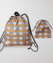 MR（まる）の「レトロフラワー・アートチェックはっ水ナップサック（エコバッグ/サブバッグ）」