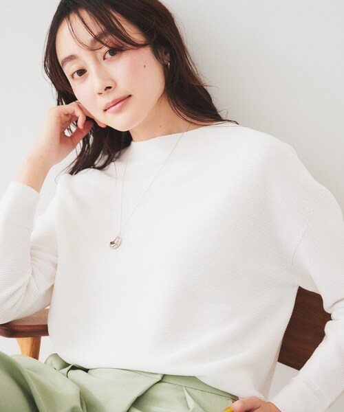 UNTITLED（アンタイトル）の「【体型カバー/春素材】コットン混 ガーターニット（ニット/セーター・レディース・ベビーピンク/ライトグレー/オフホワイト/ブルー/ネイビー・44/48/00/02/04）」の2枚目の写真