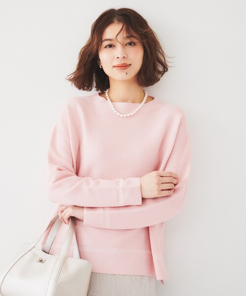 UNTITLED（アンタイトル）の「【体型カバー/春素材】コットン混 ガーターニット（ニット/セーター・レディース・ベビーピンク/ライトグレー/オフホワイト/ブルー/ネイビー・44/48/00/02/04）」の16枚目の写真