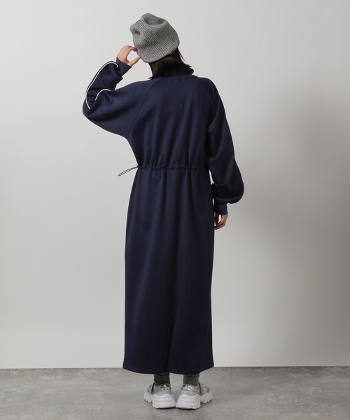 LAKOLE（ラコレ）の「パイピングトラックワンピース / 320401（ワンピース・レディース・ネイビー/グレー/ブラック・FREE）」の17枚目の写真