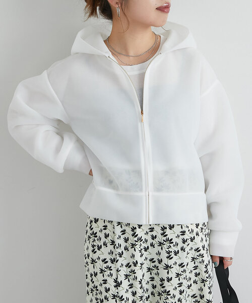 un dix cors(アンディコール)の「シアーダンボールパーカー(パーカー・レディース・オフホワイト/ネイビー・FREE)」の2枚目の写真