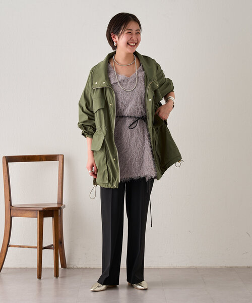 SHENERY（シーナリー）の「《インフルエンサー＠tsuru00コラボ》ミリタリーシャツジャケット（ブルゾン・レディース・カーキ/オフホワイト・38/36）」の4枚目の写真