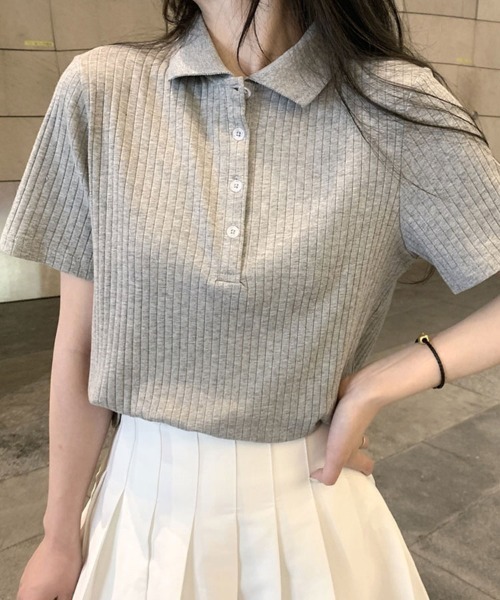 SallyLunn(サリーラン)の「【シンプルで使いやすい】フロントボタン半袖ブラウス(シャツ/ブラウス・レディース・ホワイト/ブラック/グレー・MEDIUM/LARGE)」の3枚目の写真