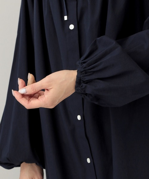 e/rm（イーアールエム）の「オフショルフリルドレス（ワンピース・レディース・グレー系その他2/ライトブルー/ネイビー・FREE）」の6枚目の写真