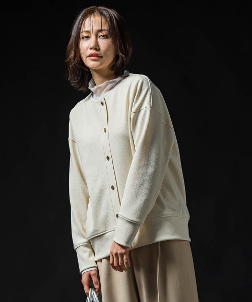 LAUTREAMONT(ロートレアモン)の「ストレッチオーガンジーカットソー≪洗濯機で洗える≫(Tシャツ/カットソー・レディース・ホワイト/ライトブルー/ブラック・9号)」の19枚目の写真
