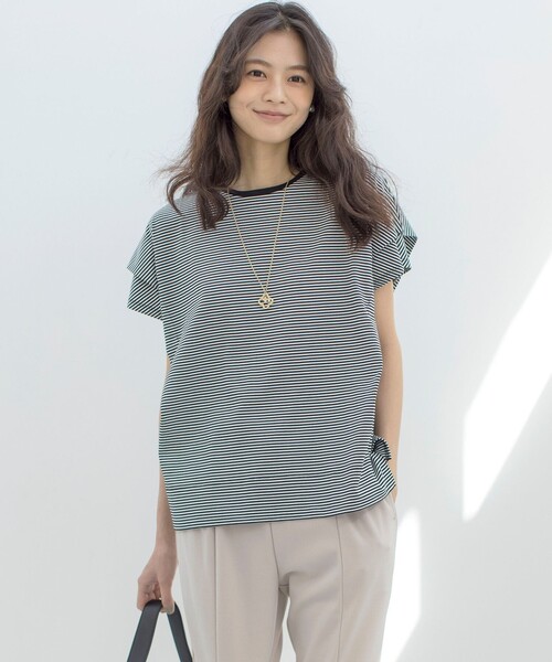 組曲 S（クミキョク チイサイサイズ）の「GIZAコットンドルマンスリーブ Tシャツ（Tシャツ/カットソー・レディース・ブラック系1/スモーキーグリーン系/アイボリー系/ブラック系/チェリーレッド/ネイビー×ホワイト/ネイビー・S2）」の2枚目の写真