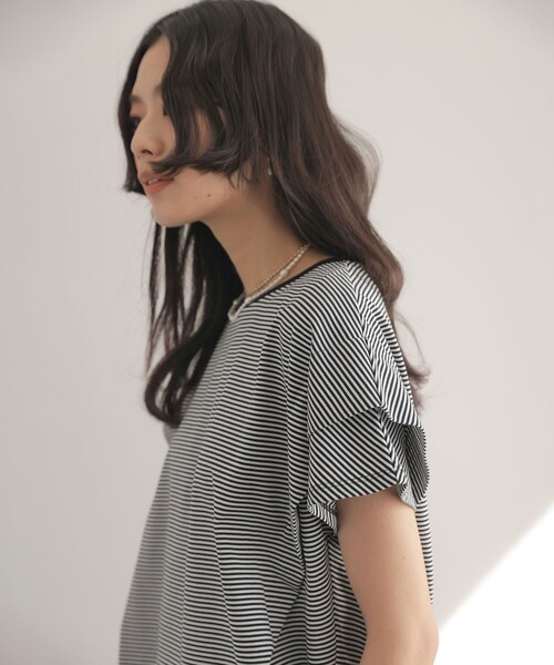 組曲 S（クミキョク チイサイサイズ）の「GIZAコットンドルマンスリーブ Tシャツ（Tシャツ/カットソー・レディース・ブラック系1/スモーキーグリーン系/アイボリー系/ブラック系/チェリーレッド/ネイビー×ホワイト/ネイビー・S2）」の10枚目の写真