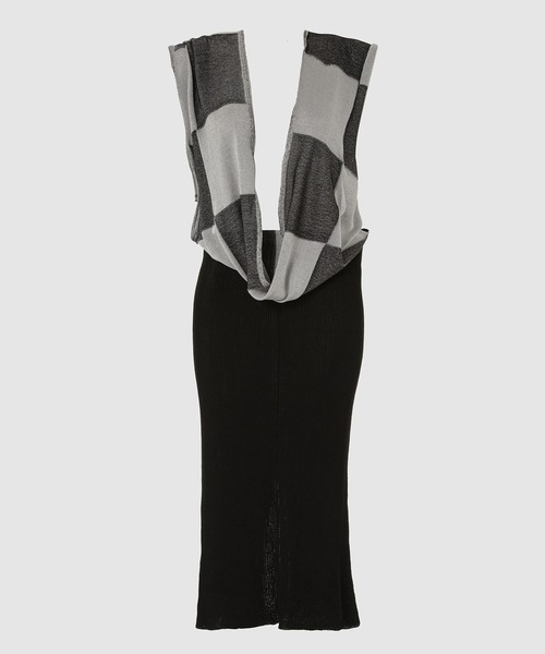 TAN(タン)の「BLOCK CHECKED SCALF DRESS(ドレス・レディース・ブラック・FREE)」の3枚目の写真