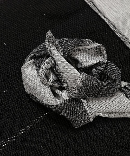 TAN(タン)の「BLOCK CHECKED SCALF DRESS(ドレス・レディース・ブラック・FREE)」の6枚目の写真