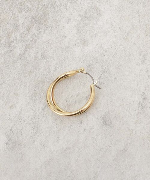 OPAQUE.CLIP（オペークドットクリップ）の「ダブルラインフープピアス（ピアス（両耳用）・レディース・シルバー/ゴールド・00）」の5枚目の写真