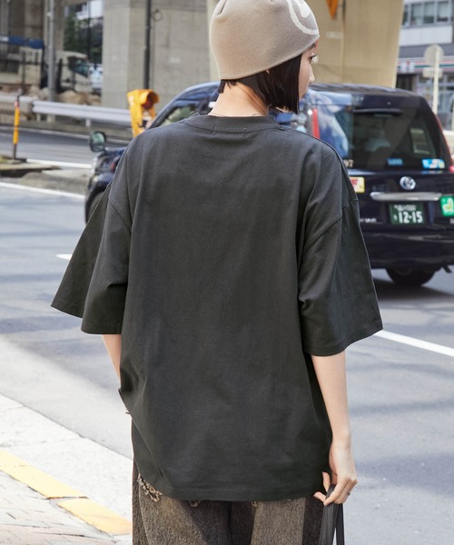 ヴィンテージライクデザイングラフィックプリント半袖Tシャツ MONO