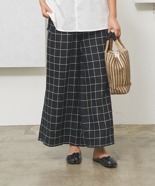J.PRESS YORK STREET(ジェイプレスヨークストリート)の「【WOMEN】リネンライクリラックス ワイドパンツ(その他パンツ・レディース・グレー系/ライトグリーン系/ネイビー系/ダルブルー系/ブラック系3・F)」の2枚目の写真