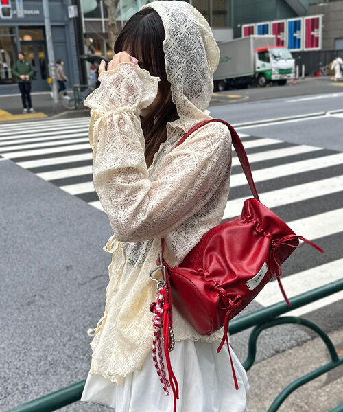 CIAOPANIC（チャオパニック）の「レースメローフーディートップス（Tシャツ/カットソー・レディース・ブラック/アイボリー/オフホワイト/ブラウン/カーキ/サックスブルー/ホワイト・ONE SIZE）」の10枚目の写真