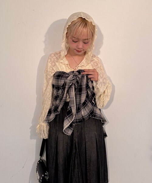 CIAOPANIC（チャオパニック）の「レースメローフーディートップス（Tシャツ/カットソー・レディース・ブラック/アイボリー/オフホワイト/ブラウン/カーキ/サックスブルー/ホワイト・ONE SIZE）」の17枚目の写真