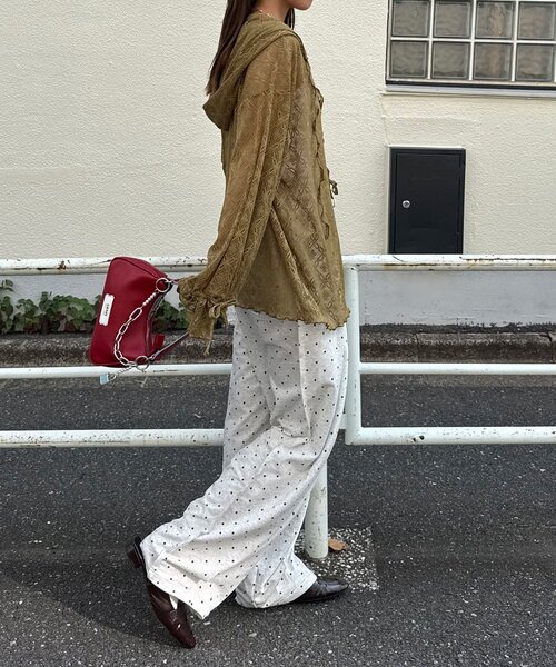 CIAOPANIC（チャオパニック）の「レースメローフーディートップス（Tシャツ/カットソー・レディース・ブラック/アイボリー/オフホワイト/ブラウン/カーキ/サックスブルー・ONE SIZE）」の16枚目の写真