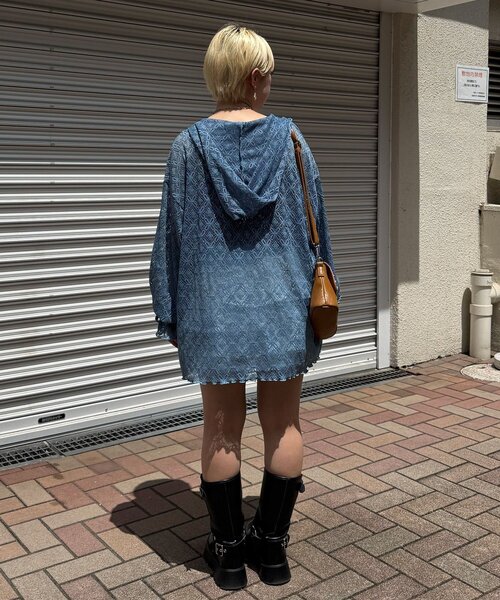 CIAOPANIC（チャオパニック）の「レースメローフーディートップス（Tシャツ/カットソー・レディース・ブラック/アイボリー/オフホワイト/ブラウン/カーキ/サックスブルー・ONE SIZE）」の7枚目の写真