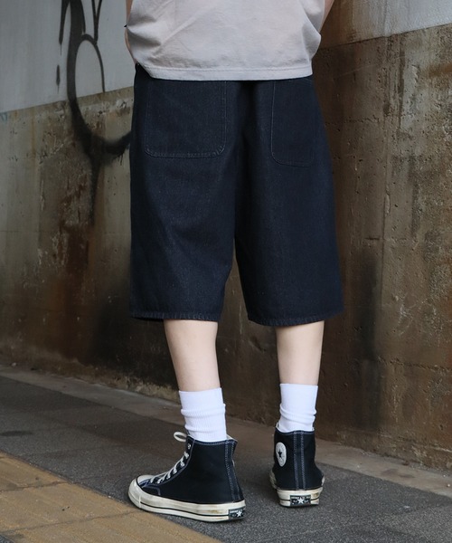 FIRST DOWN（ファーストダウン）の「【FIRST DOWN/ファーストダウン】BAGGY FIT SHORT JEAN/ バギーフィット ショートジーン（デニムパンツ・メンズ・ネイビー/ライトブルー/ブラック・XL/L/M）」の15枚目の写真