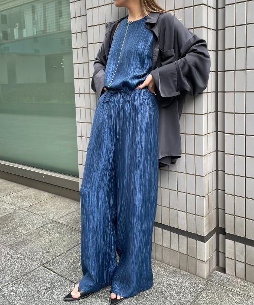 AIC.（エーアイシー）の「ビンテージサテンイージーパンツ/セットアップ可能（その他パンツ・レディース・グレイッシュベージュ/ネイビー・FREE）」の10枚目の写真