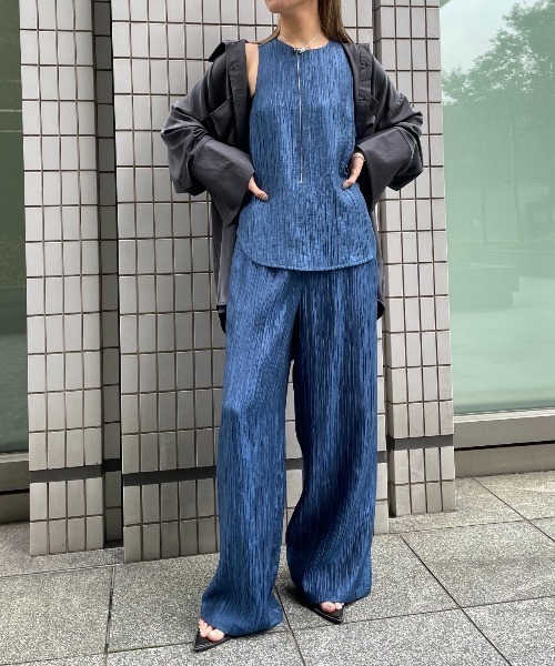 AIC.（エーアイシー）の「ビンテージサテンイージーパンツ/セットアップ可能（その他パンツ・レディース・グレイッシュベージュ/ネイビー・FREE）」の9枚目の写真