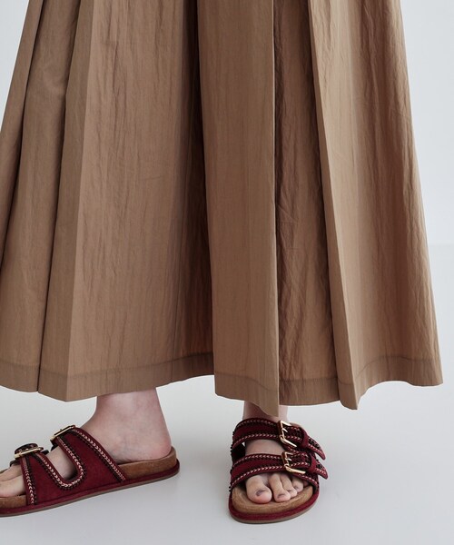 GALLEST（ギャレスト）の「【セットアップ可能】ペーパーライクタックフレアパンツ（その他パンツ・レディース・ブラック/ベージュ/ホワイト・38/36/40）」の13枚目の写真