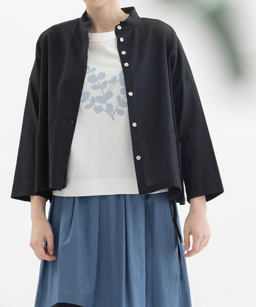 nop de nod(ノップドゥノッド)の「リネンコットンダッチカラージャケットシャツ(シャツ/ブラウス・レディース・オフホワイト/ブラック/ライトブルー/カーキ・M)」の21枚目の写真