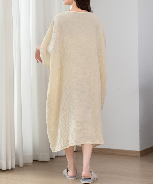 DAY CLOSET（デイ クローゼット）の「【7分丈タイプ】湯あがりにマスト。リラクシードルマンスリーブコットンワンピース レディース（ガウン/バスローブ・レディース・ベージュ/キナリ/チャコールグレー/ブルー/インディゴブルー/ブラック・FREE）」の10枚目の写真