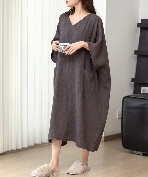 DAY CLOSET（デイ クローゼット）の「【7分丈タイプ】湯あがりにマスト。リラクシードルマンスリーブコットンワンピース レディース（ガウン/バスローブ・レディース・ベージュ/キナリ/チャコールグレー/ブルー/インディゴブルー/ブラック・FREE）」の14枚目の写真