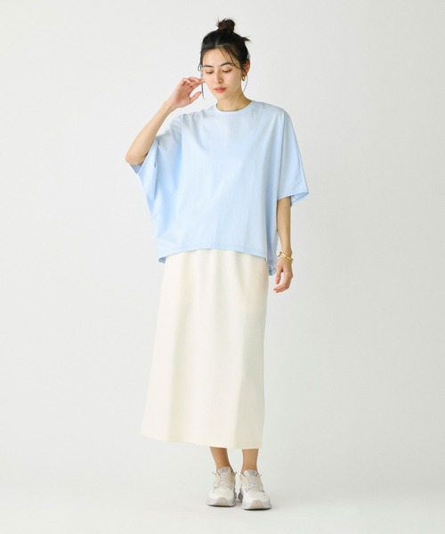 I.T.'S international(イッツインターナショナル)の「バックジップTシャツ(Tシャツ/カットソー・レディース・ブラック/サックスブルー/ブラウン系その他/オフホワイト・フリー)」の6枚目の写真