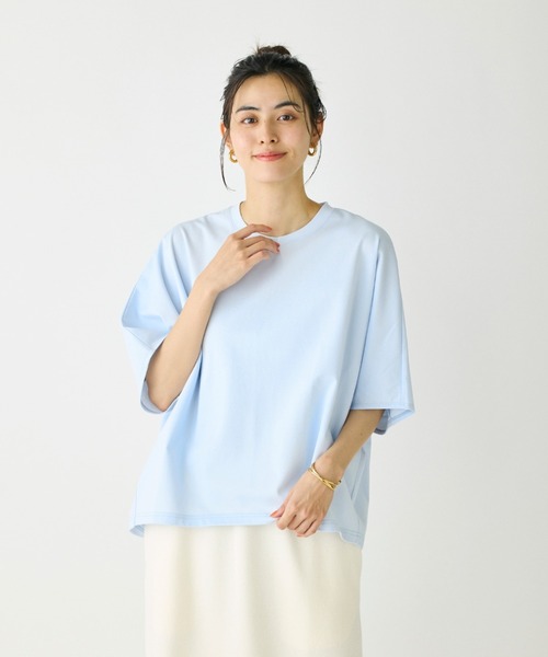 I.T.'S international(イッツインターナショナル)の「バックジップTシャツ(Tシャツ/カットソー・レディース・ブラック/サックスブルー/ブラウン系その他/オフホワイト・フリー)」の12枚目の写真