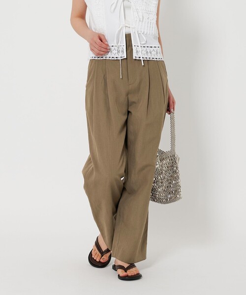 BEAUTY&YOUTH UNITED ARROWS(ビューティーアンドユースユナイテッドアローズ)の「ポリエステルブレンド バックゴム タックワイドパンツ(その他パンツ・レディース・ダークブラウン/ブラック/ナチュラル/グレー系・M/L/XS/S)」の14枚目の写真
