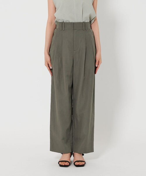 BEAUTY&YOUTH UNITED ARROWS(ビューティーアンドユースユナイテッドアローズ)の「ポリエステルブレンド バックゴム タックワイドパンツ(その他パンツ・レディース・ダークブラウン/ブラック/ナチュラル/グレー系・M/L/XS/S)」の15枚目の写真