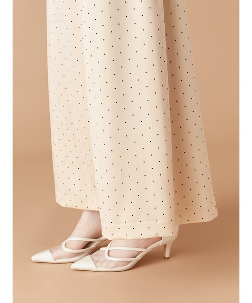 LILY BROWN（リリーブラウン）の「エンブロイダリードレープ