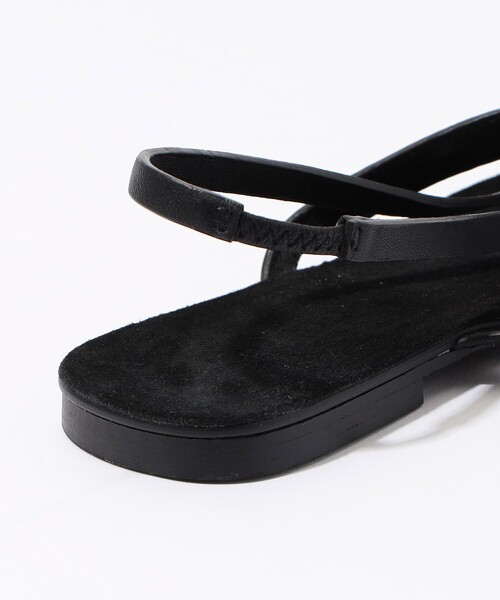 LAOCOONTE（ラオコンテ）の「LAOCOONTE　シルバーバックルフラットサンダル（サンダル・レディース・ブラック・38/37/36）」の7枚目の写真