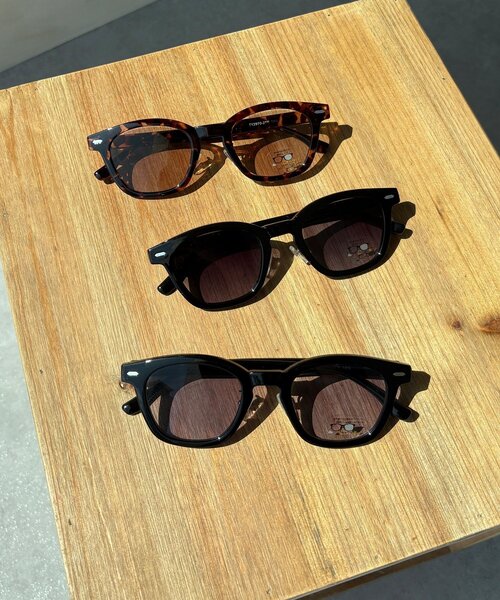 DouDou(ドゥドゥ)の「調光/ブルーライトカットサングラス(サングラス・レディース・グレー/ブラック/ブラウン・FREE)」の4枚目の写真