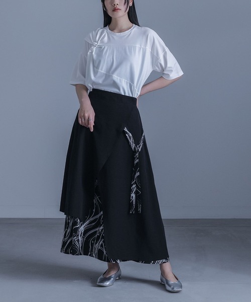 kOhAKU（コハク）の「『異素材ラップフレアスカート』（スカート・レディース・ベージュ/ブラック・1/2）」の12枚目の写真