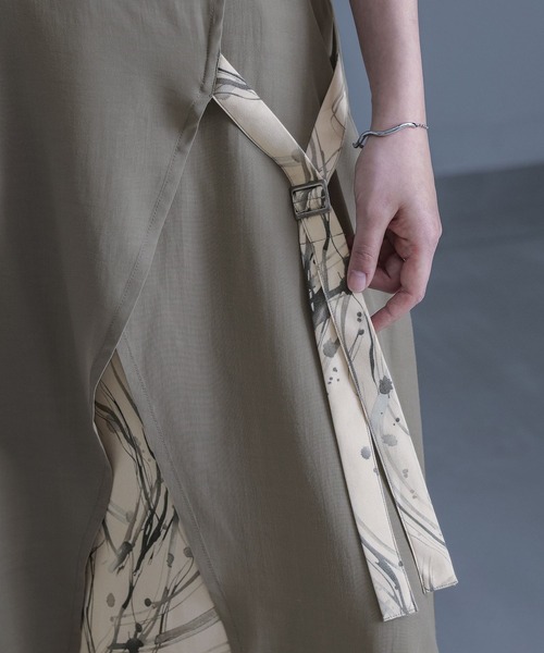 kOhAKU（コハク）の「『異素材ラップフレアスカート』（スカート・レディース・ベージュ/ブラック・1/2）」の21枚目の写真