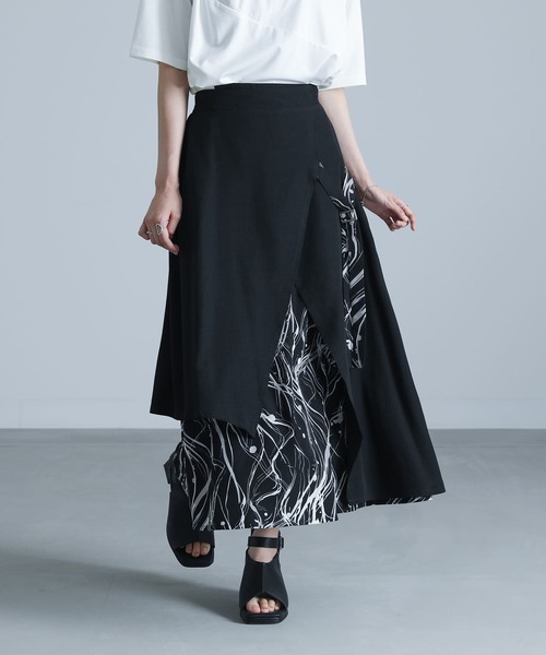 kOhAKU（コハク）の「『異素材ラップフレアスカート』（スカート・レディース・ベージュ/ブラック・1/2）」の4枚目の写真