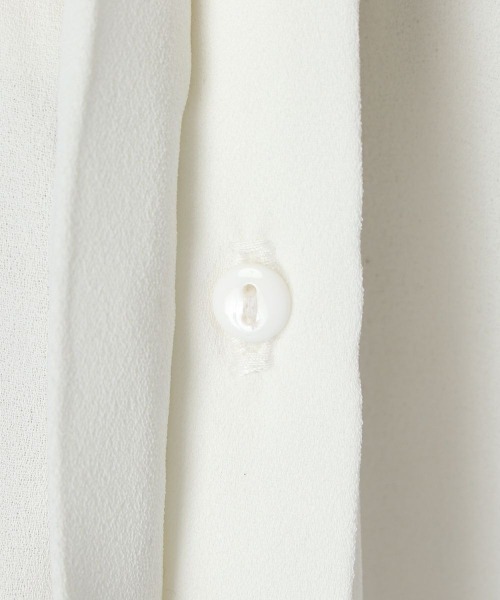 an another angelus（アンアナザーアンジェラス）の「ピンタックヨークリボン付きシャツ/ fint　フィント（シャツ/ブラウス・レディース・ホワイト×ブラック/ホワイト×グレー・FREE）」の21枚目の写真