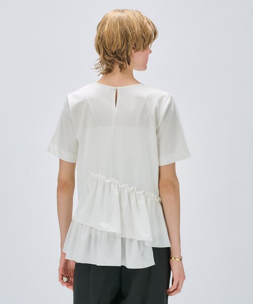 cloenc(クロエンス)の「【マシンウォッシュ】イレヘムフリルプルオーバー(Tシャツ/カットソー・レディース・ブラック/ホワイト/ベージュ・02)」の15枚目の写真