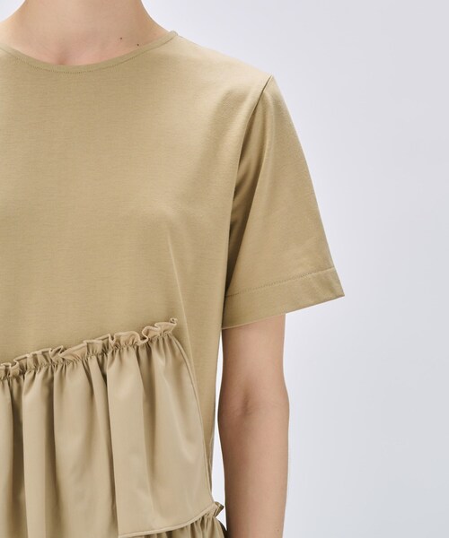 cloenc(クロエンス)の「【マシンウォッシュ】イレヘムフリルプルオーバー(Tシャツ/カットソー・レディース・ブラック/ホワイト/ベージュ・02)」の14枚目の写真