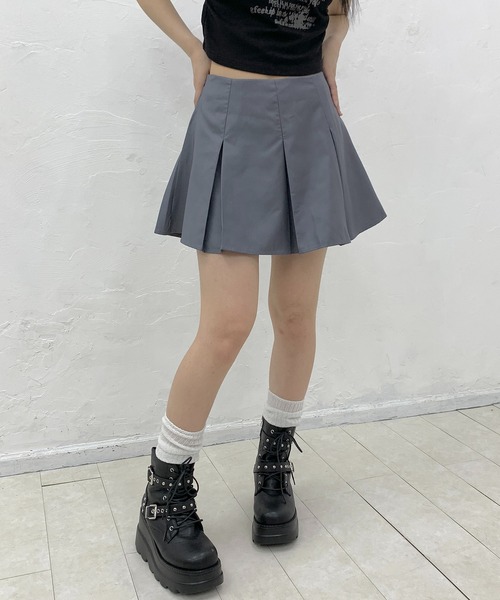 lilful(リルフル)の「【インパン付き】プリーツ無地シンプルミニスカート(スカート・レディース・ブラック/ブラウン/グレー・S/M/L)」の2枚目の写真