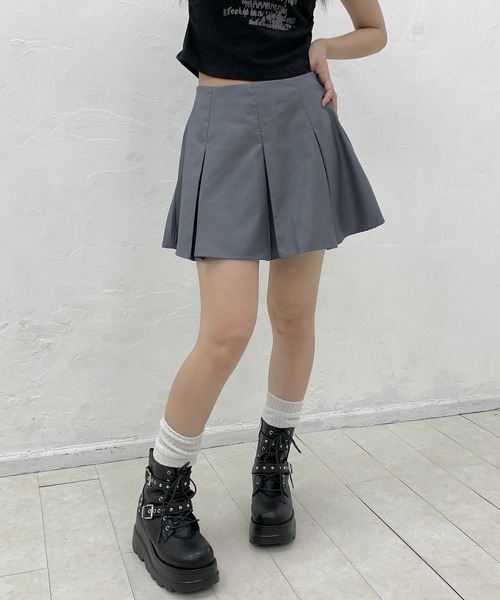 lilful(リルフル)の「【インパン付き】プリーツ無地シンプルミニスカート(スカート・レディース・ブラック/ブラウン/グレー・S/M/L)」の4枚目の写真