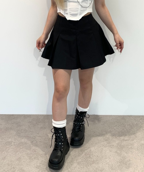 lilful(リルフル)の「【インパン付き】プリーツ無地シンプルミニスカート(スカート・レディース・ブラック/ブラウン/グレー・S/M/L)」の15枚目の写真