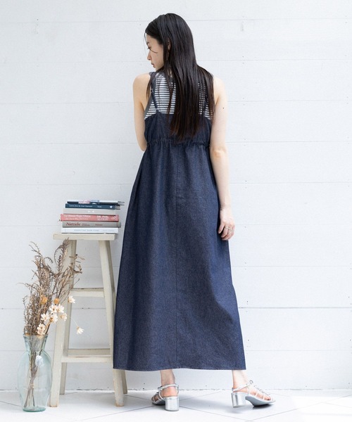 RAGEBLUE（レイジブルー）の「フロントジップ/デニムキャミワンピース（ワンピース・レディース・グレー/ブルー・FREE）」の3枚目の写真