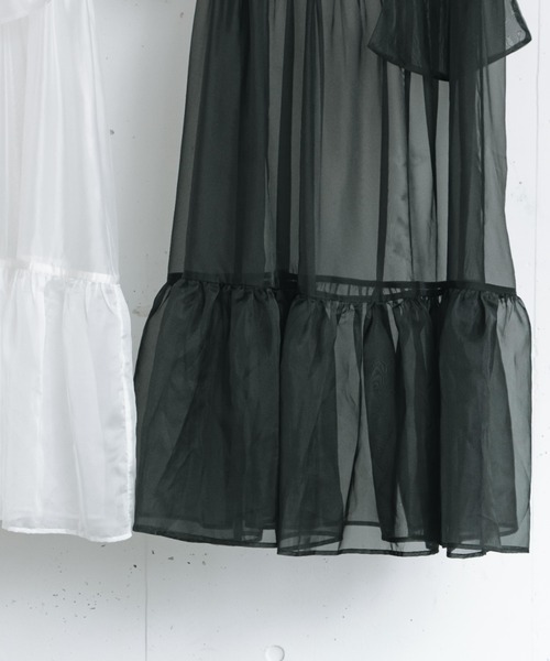 INTER FACTORY（インターファクトリー）の「【mayuka】 - メレンゲシアーロングワンピース - made in INTER FACTORY（ワンピース・レディース・ブラック/ホワイト・FREE）」の20枚目の写真