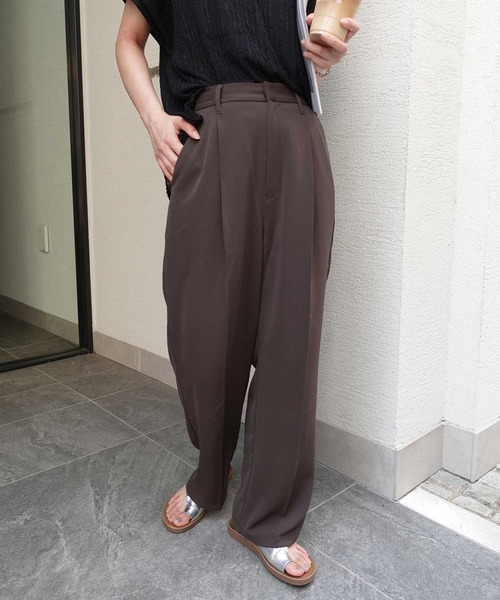 CORNERS（コーナーズ）の「ハイウエストスラックスパンツ（スラックス・レディース・ダークブラウン/グレイッシュベージュ/ブラック・マルチサイズ）」の10枚目の写真
