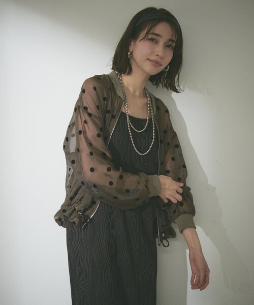 Remind me and forever（リマインドミーアンドフォーエバー）の「シアーフロッキードットブルゾン（ブルゾン・レディース・ベージュ/ブラック/カーキ・FREE）」の5枚目の写真