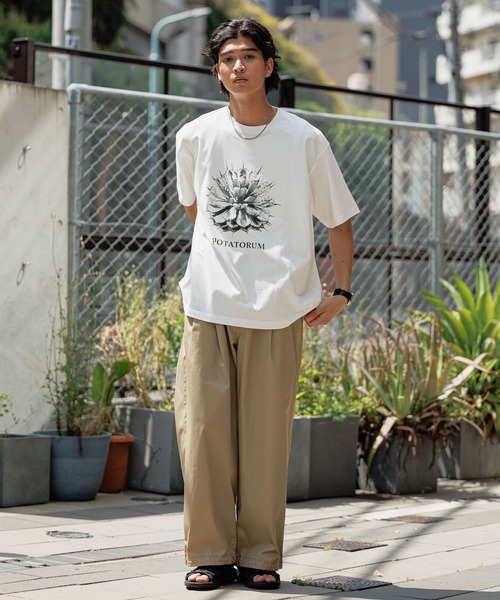 RAGEBLUE(レイジブルー)の「ボタニカルフォトプリントTシャツ(Tシャツ/カットソー・メンズ・ホワイト/ブラック/ベージュ・MEDIUM/LARGE)」の4枚目の写真
