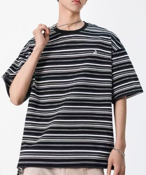β　ベータ　大きいサイズ　幅広Tシャツカットソー　白/黒 ボーダー　サイズ13号 β ベータ 大きいサイズ 幅広Tシャツカットソー 白黒ボーダー